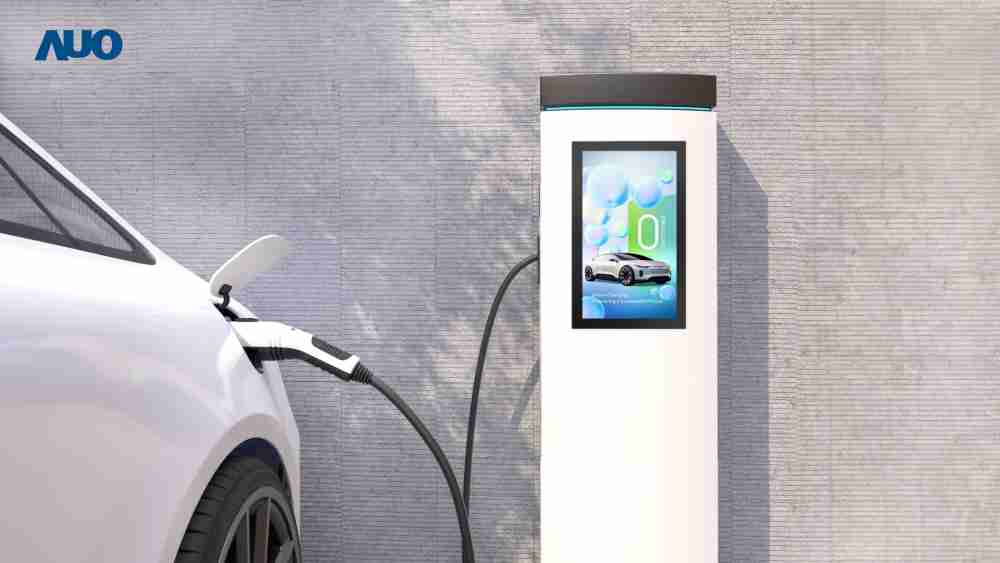 友達〝EVSE車用充電樁解決方案〞專為電動汽車充電樁設計，，具有高亮度、、、克服戶外艱難環境的耐溫、、耐紫外線等特性，，並搭載散熱性及擴充性強的高效能工業電腦，，，，可實現人機互動訴求，，如資訊顯示、、、支付等應用